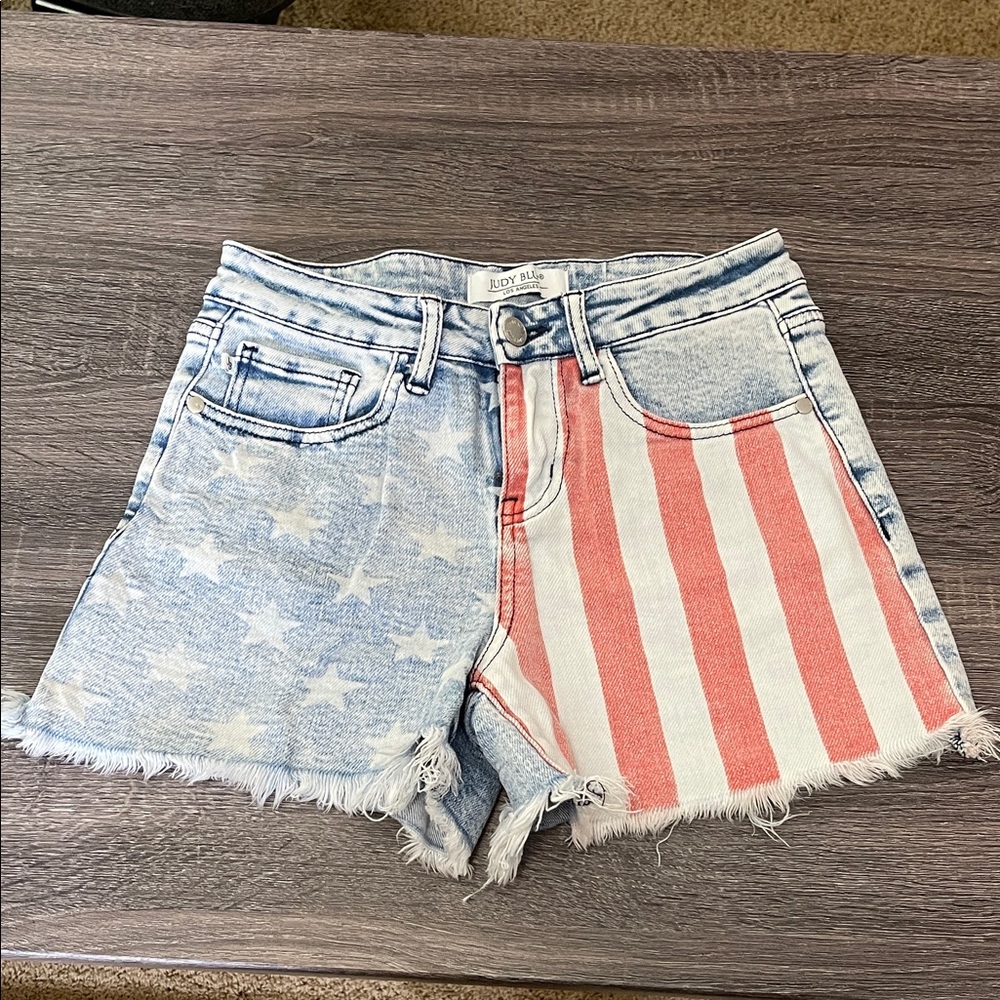 Judy Blue Red and White Star Stripe Jean Shorts